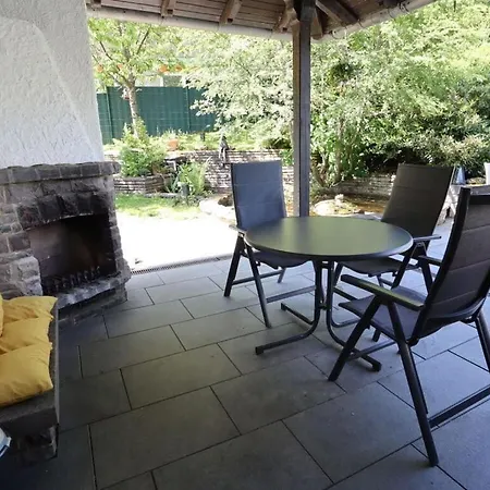 Eifel With Pool Prázdninový dům Wimbach
